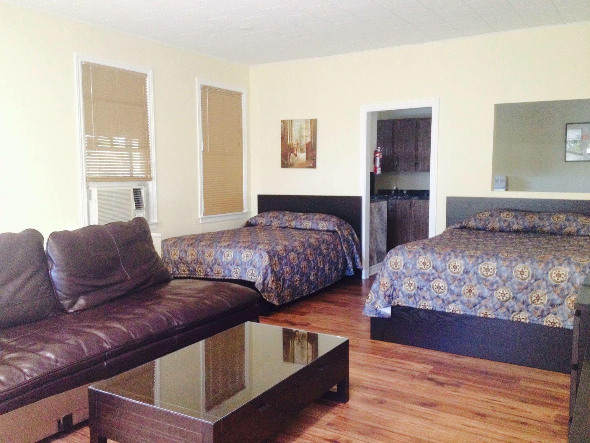 Pinedale Inn Gravenhurst Kültér fotó